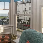 4 * Уитби